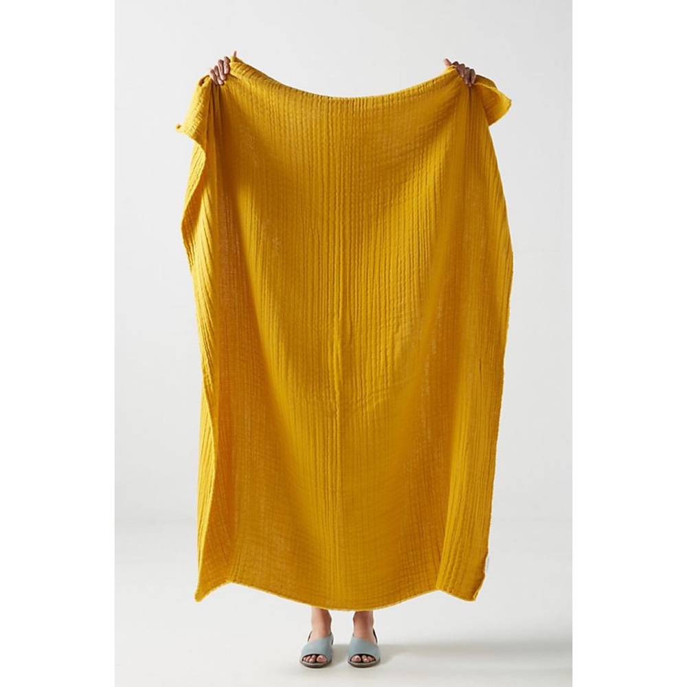 💛 $4.99 SHIP 💛 Anthropologie airy gauze throw
